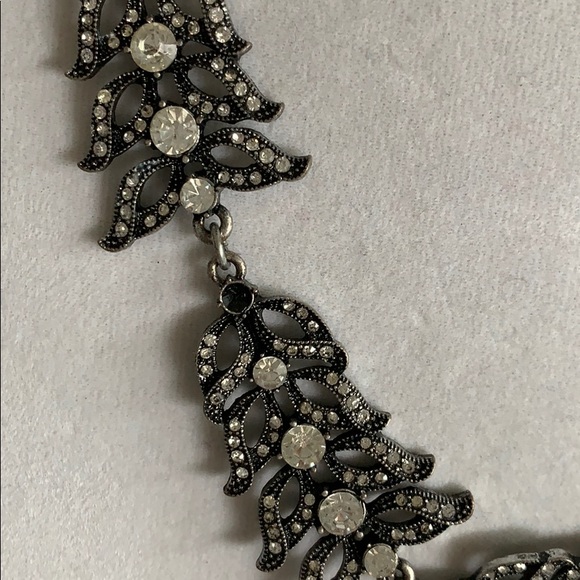 Necklace - Picture 3 of 3